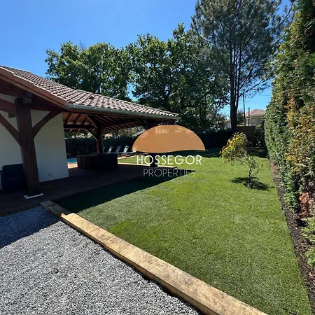 Bonamour - - Pool - Port - *
