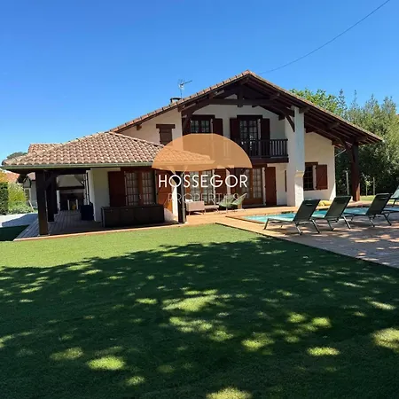 Bonamour - - Pool - Port - Ferienhaus *